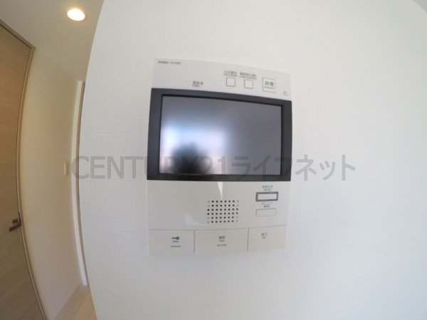 ワールドアイ江坂アルバ