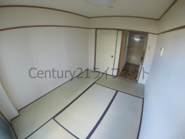 大阪市東淀川区西淡路１丁目のマンション
