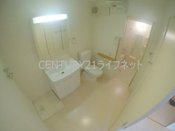 ロハス江坂