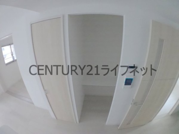 フジマン南森町