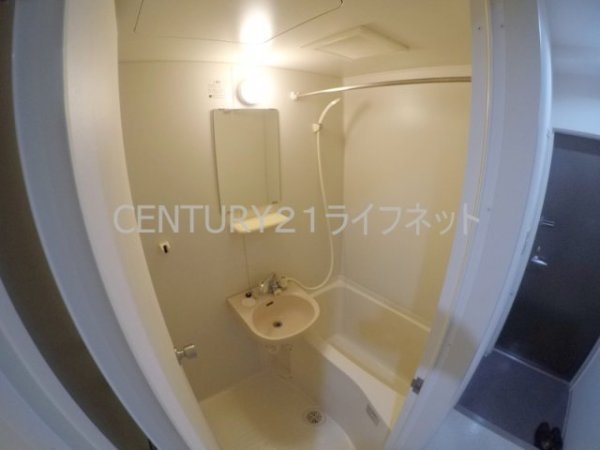 ミールズ江坂