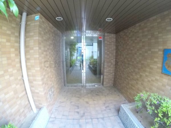 アジュール江坂