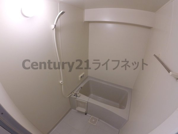 ドムール三国2番館