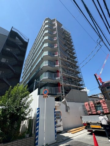セレニテ江坂エクラ
