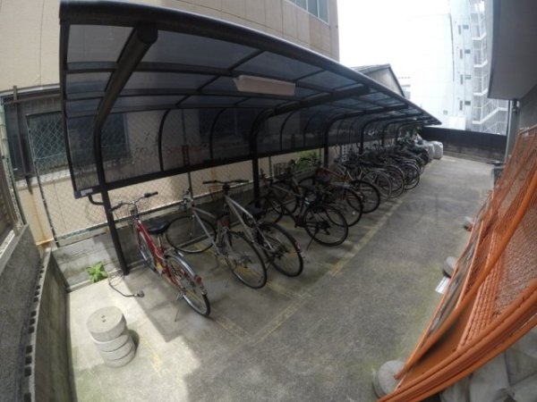 ロイヤルクイーンズパーク江坂