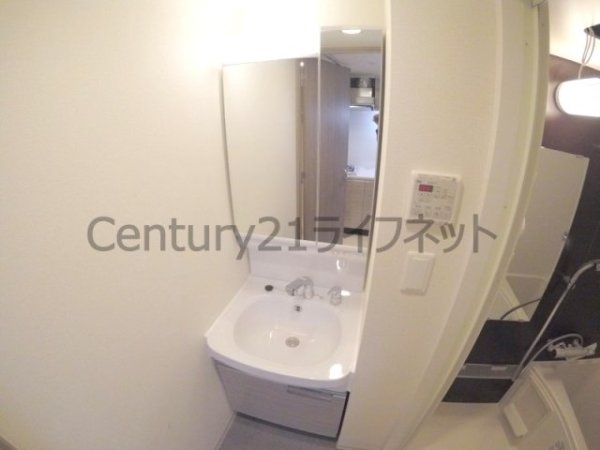 プレサンス梅田2