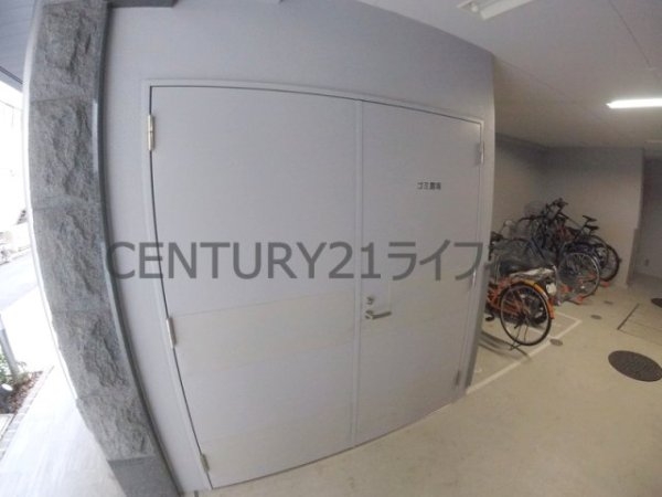 プレサンス梅田2