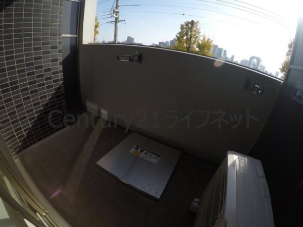 ララプレイス　ザ・大阪リヴァージュ