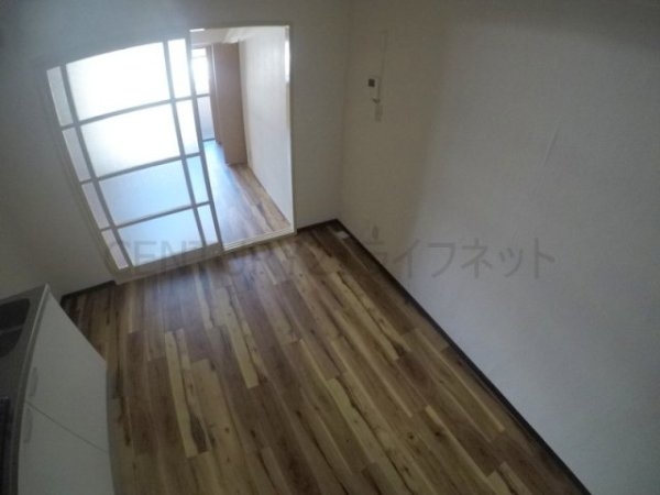 レクシア西中島3