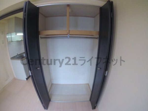 ウィスタリア新北野