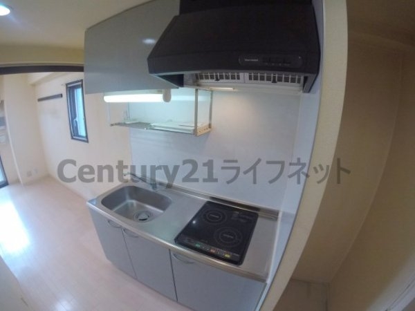 ウィスタリア新北野