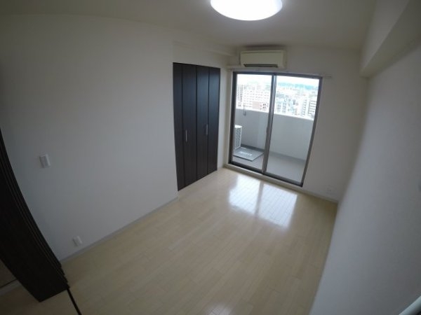 吹田市江坂町１丁目のマンション