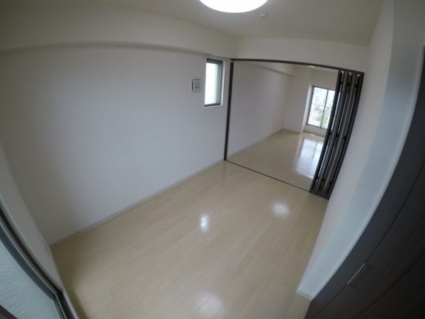 吹田市江坂町１丁目のマンション