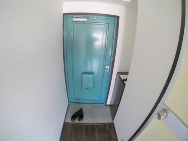 ロイヤル三津屋
