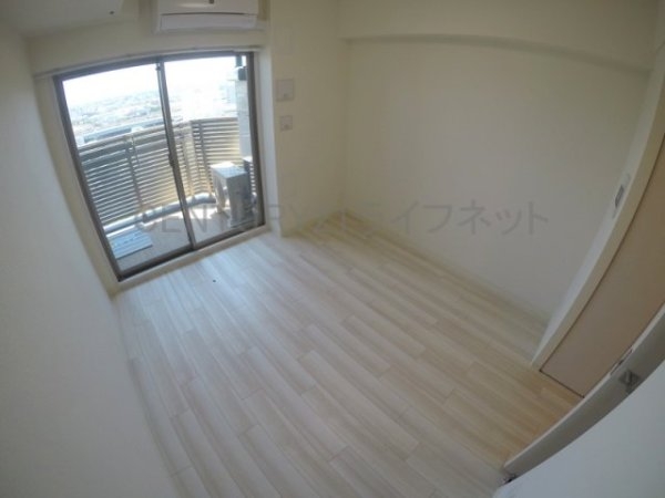 プレサンスブルーム東三国