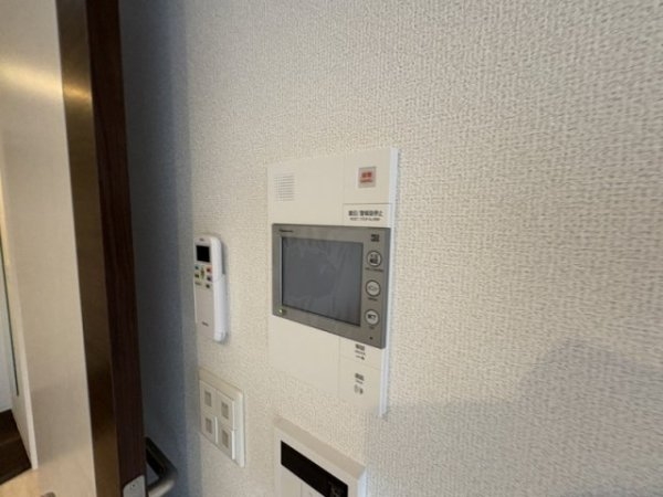 セレニテ江坂エクラ
