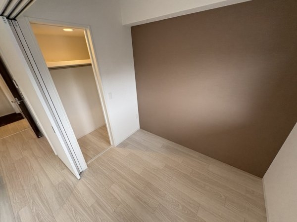 セレニテ江坂エクラ