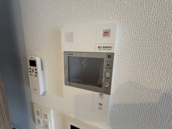セレニテ江坂エクラ