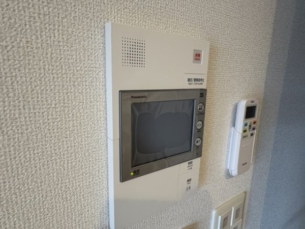 セレニテ江坂エクラ