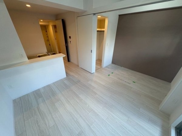 セレニテ江坂エクラ