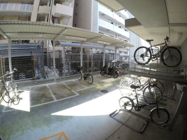 エスリード江坂広芝町