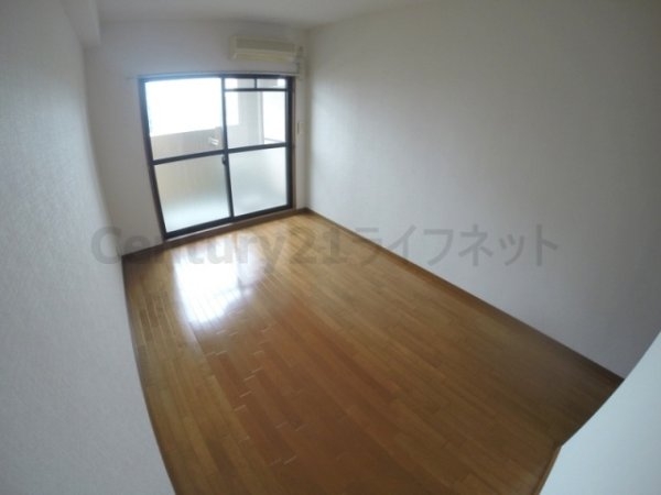プレサンス新大阪