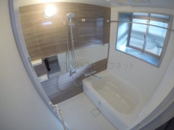 スプランディッド江坂3