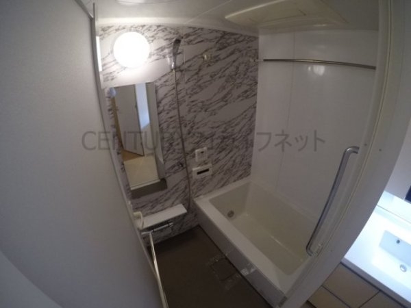 吹田市豊津町のマンション