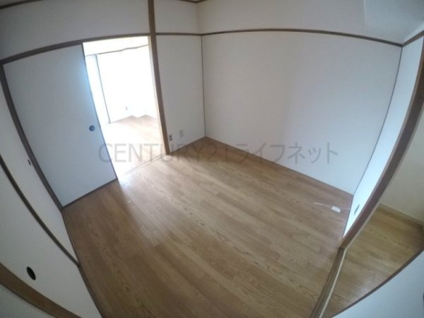 大阪市淀川区三国本町１丁目のマンション