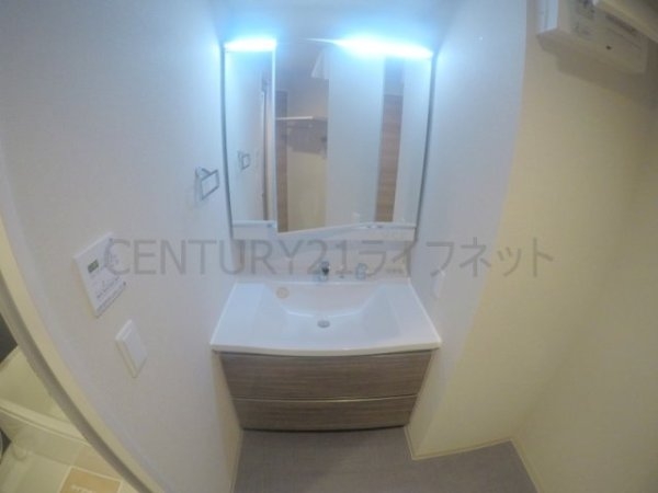 エタニティ江坂
