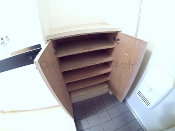 ローズコーポ天満東2(玄関)