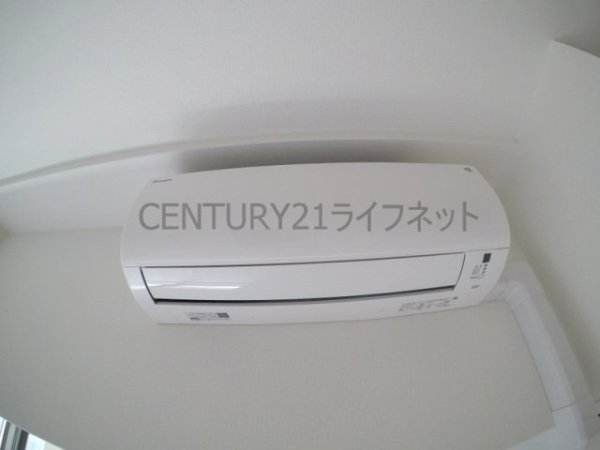 アドバンス江坂ラシュレ