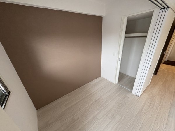 セレニテ江坂エクラ