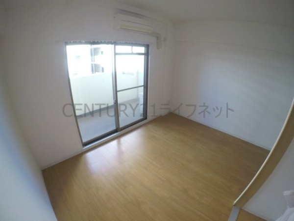 吹田市江坂町１丁目のマンション