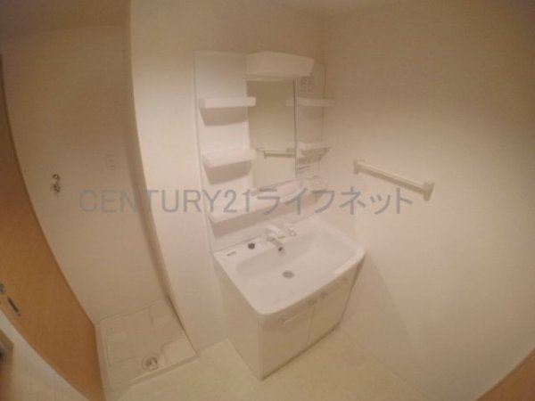 サンロワール江坂リュッセ