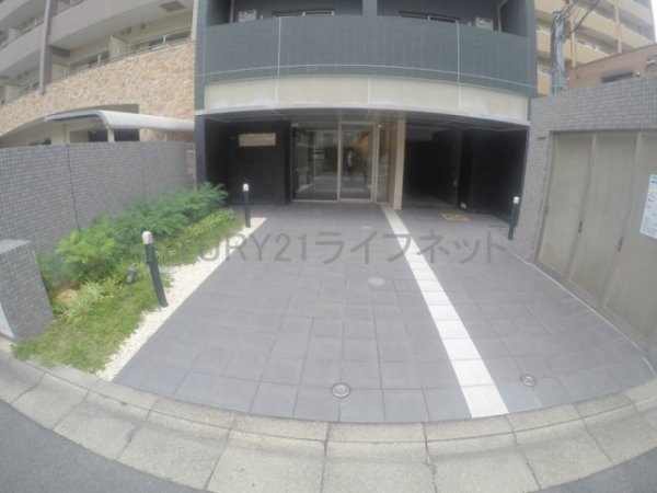 サンロワール江坂リュッセ
