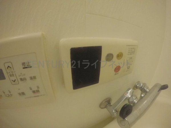 サンロワール江坂リュッセ