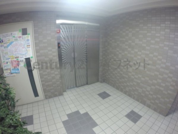 キャピタルライフ
