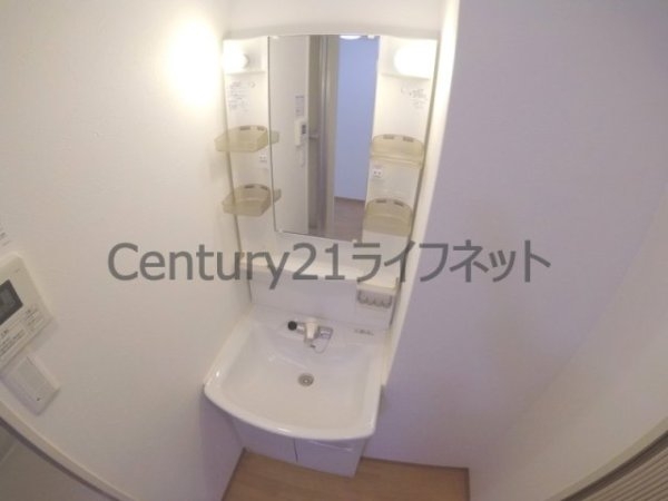 西本ビル