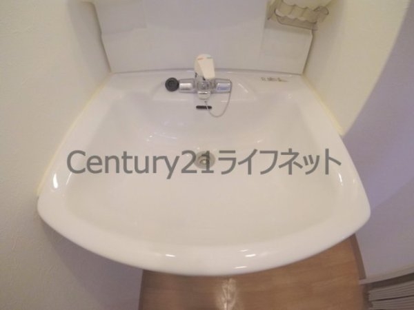 西本ビル