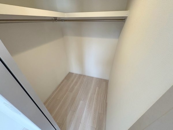 コンフォリアリヴ新大阪西宮原ソルテラス(収納)