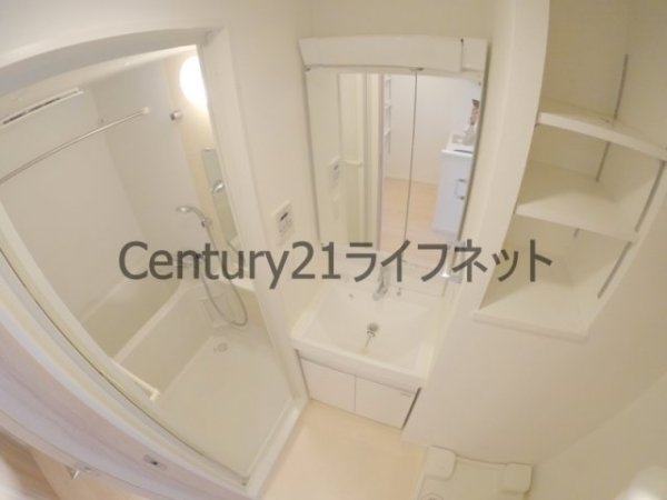 エス・キュート梅田中崎町