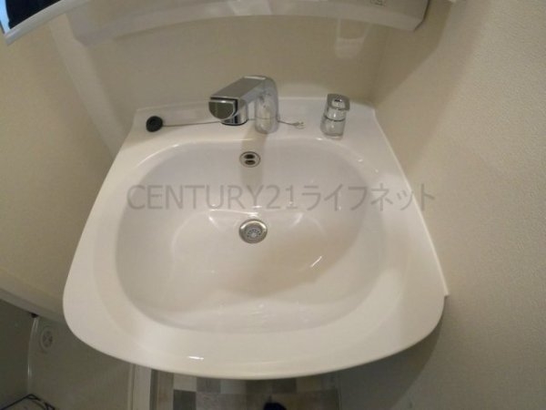 プレサンス塚本アクミリオン