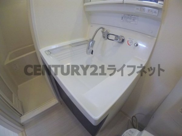 エステムコート梅田天神橋２グラシオ