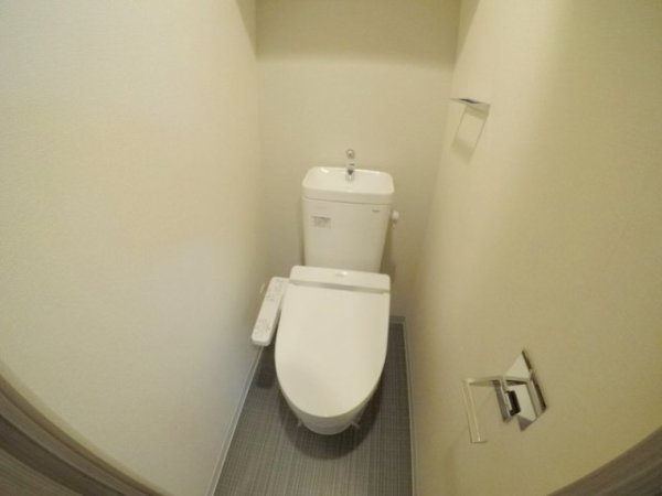 プレサンス塚本駅前