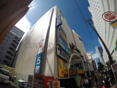 フォーチュニー江坂1(Seria(セリア)オッツ江坂店)