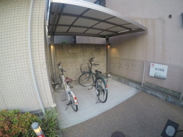 ウィステリア