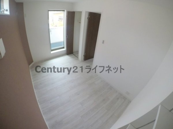 リュクス木川西