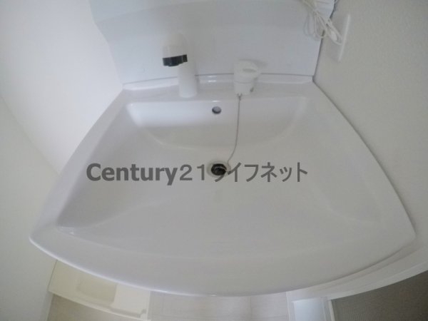 リュクス木川西
