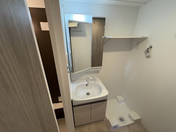 ワールドアイ大阪WestGate